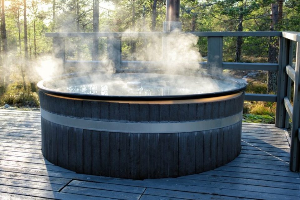 hot tub cost