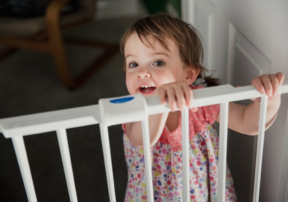 best retractable baby gates