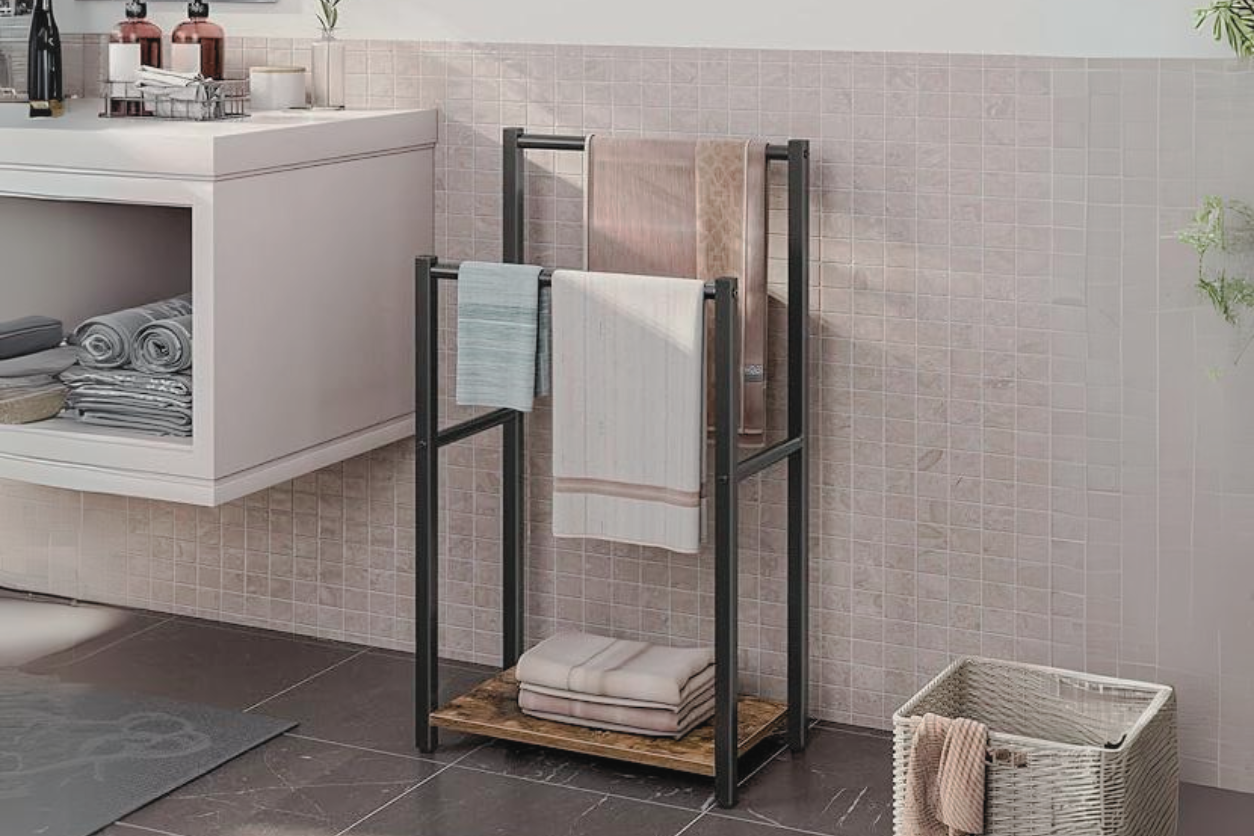 Freestanding Towel Stand