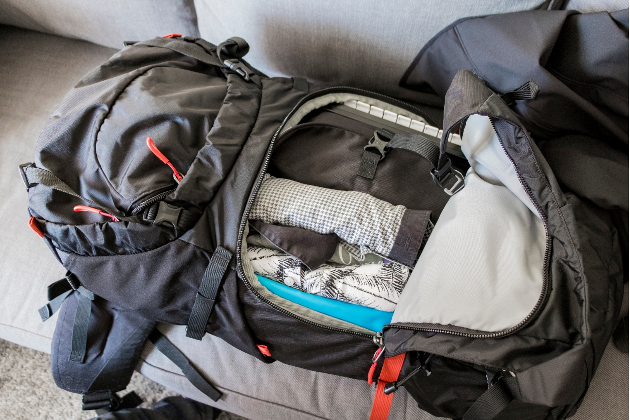 how to pack a backpack