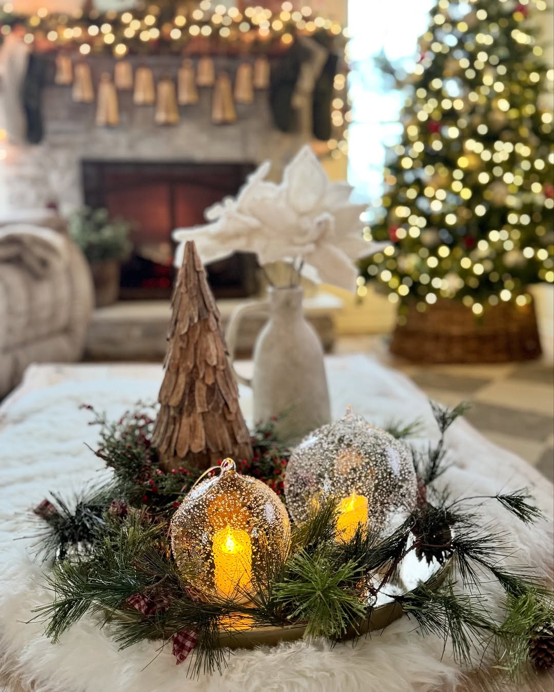 Christmas table centerpieces