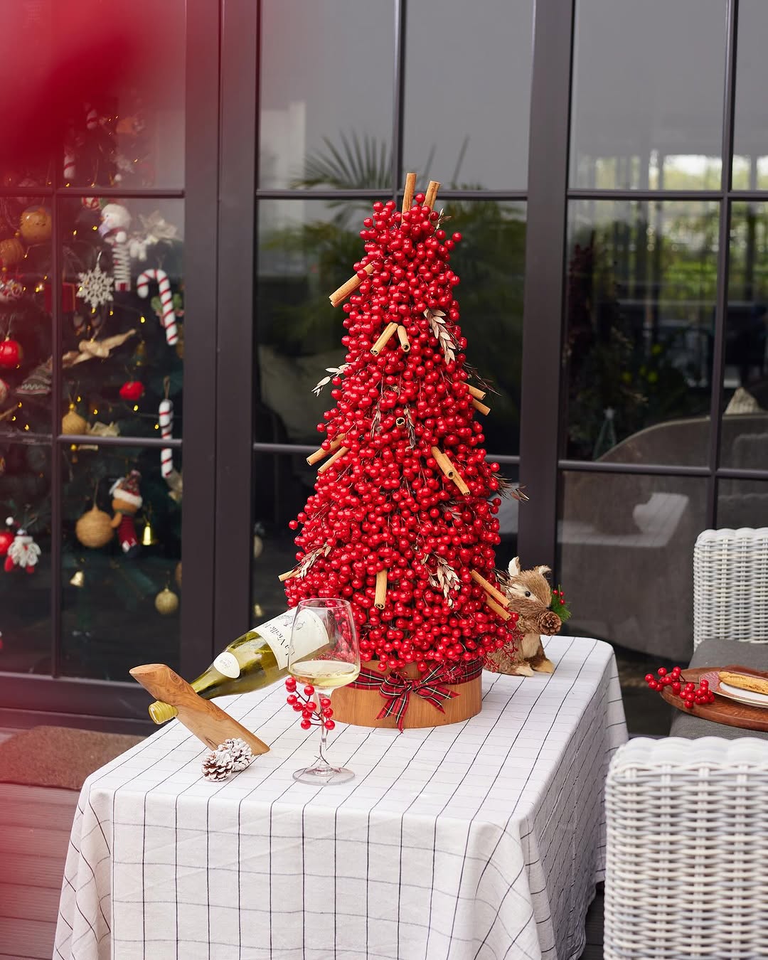Christmas table centerpieces