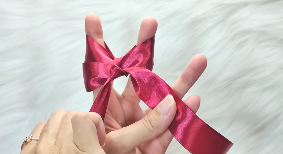 gift bow
